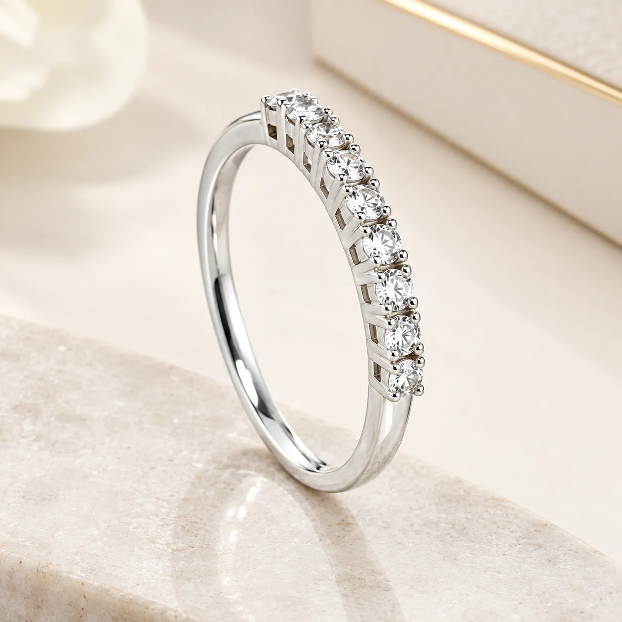 Anillo Cintillo en Grifas Plata 925